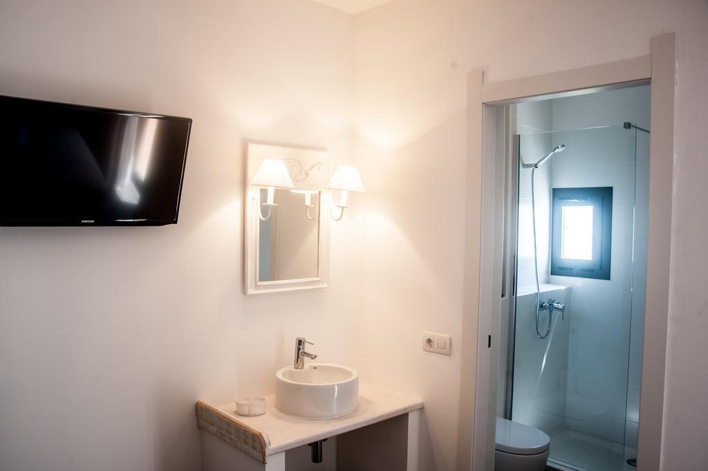 Hostal Bon Sol San Ferrán de ses Roques Room photo